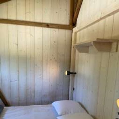 UNUSUAL ACCOMMODATION 4 people - LODGE ON STILTS