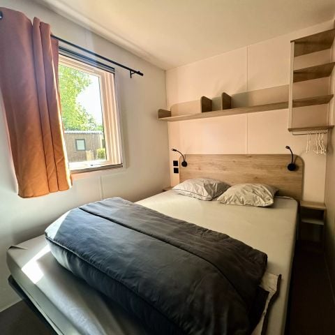 Stacaravan 8 personen - 5 Kamers 8 Personen Airconditioning + TV