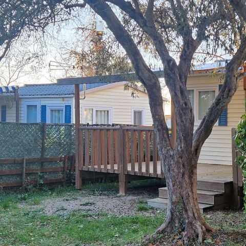 BUNGALOW 4 personnes - STANDARD PLUS 2 CH  - climatisé - 2 chambres