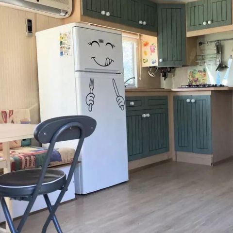 Stacaravan 4 personen - RETRO Cottage 3 Kamers 4 Personen Airconditioning + TV