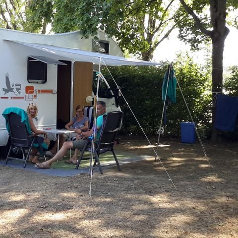 EMPLACEMENT - Emplacement nu