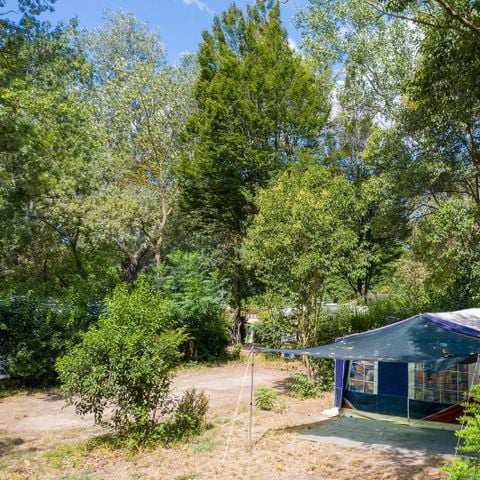 PLOT - Hiker's package (on foot or by bike / 1 tent without electricity)