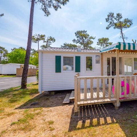 Stacaravan 4 personen - Stacaravan | Klassiek | 2 Slaapkamers | 4 Pers. | Verhoogd terras