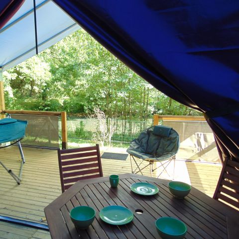 Canvas and wooden tent 5 persons - Freeflower Standard 37m² / 2 bedrooms - terrace (without en-suite facilities)