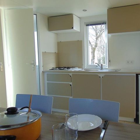 Stacaravan 4 personen - Comfort 24 m² / - 2 slaapkamers - Terras