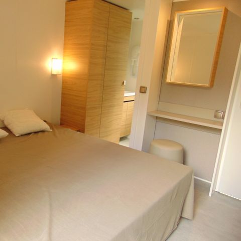 Mobilheim 6 personen - Premium 33m² / 2 Schlafzimmer - 2 Bäder - Terrasse