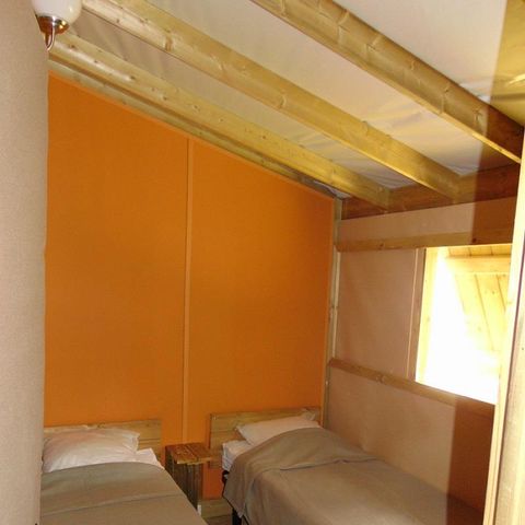 Einzigartig 4 personen - Sweet Flower Premium auf Stelzen 43m² / 2 Zimmer - Terrasse