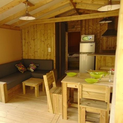UNIEKE ACCOMMODATIE 4 personen - Sweet Flower Premium op palen 43m² / 2 kamers - terras