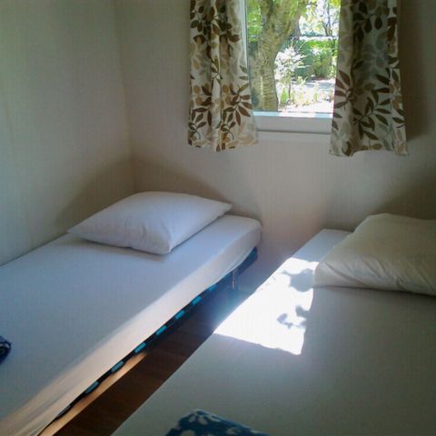 Stacaravan 6 personen - Zonder sanitair 4/6 PERS