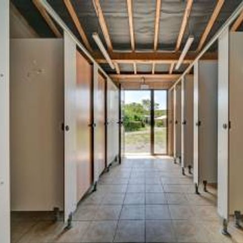 EMPLACEMENT - Emplacement 80 à 120 m² (voiture + tente/caravane)