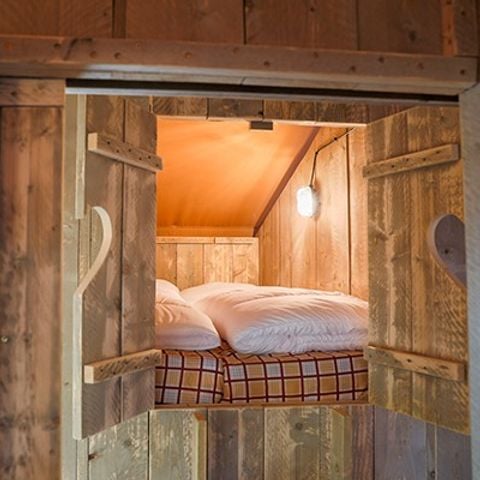 TENTE TOILE ET BOIS 6 personnes - Tente Safari Lodge | 3 Ch. | 6 Pers. | 1 SDB | Clim.