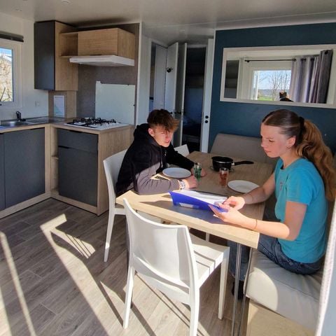 MOBILHOME 6 personnes - Mobil Home Lodge 83 Confort 3 chambres - 28 m² + terrasse intégrée de 8 m