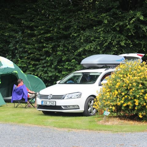 PLOT - Comfort package (1 tent/caravan or camper van/1 car/10A electricity)