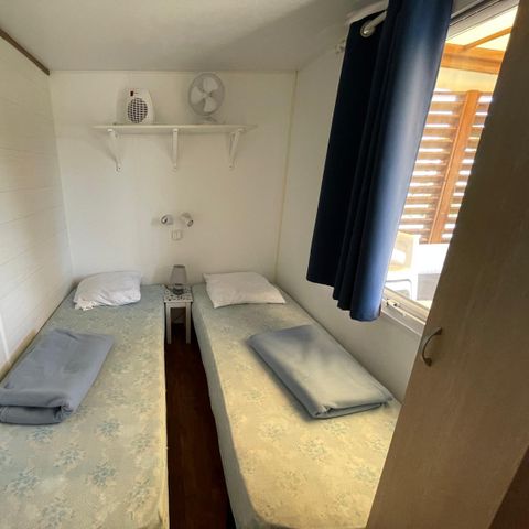 Stacaravan 6 personen - COTTAGE 3 SLAAPKAMERS - met airconditioning