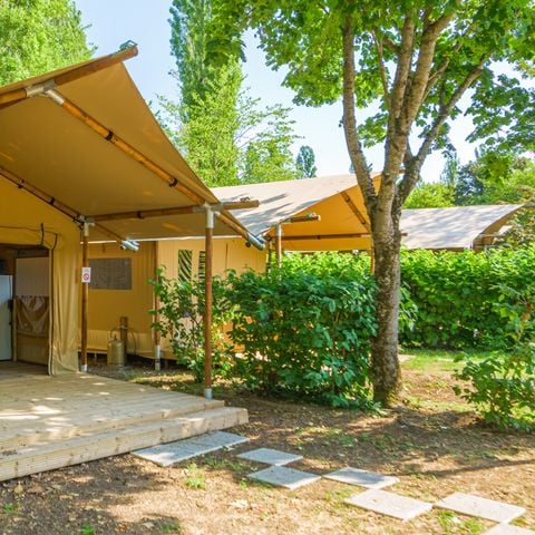 Tente en toile et en bois 5 personnes - SLOW LODGE - 2 chambres, sans sanitaire