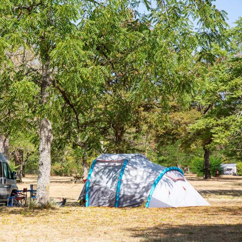 Stellplatz - Komfort-Paket, mit Strom