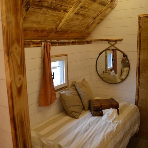 AUßERGEWÖHNLICHE UNTERKUNFT 6 Personen - ROBINSON-TRAUM