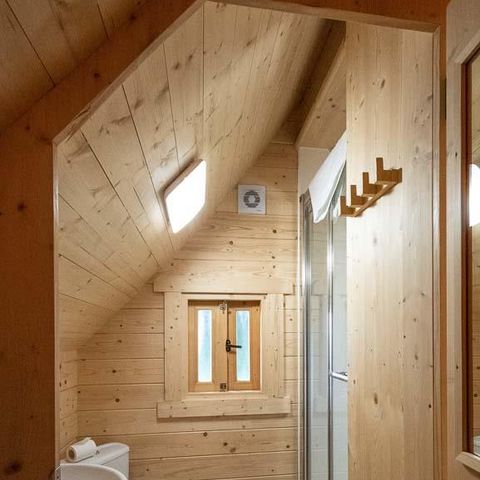 UNUSUAL ACCOMMODATION 4 people - TROLL GITE