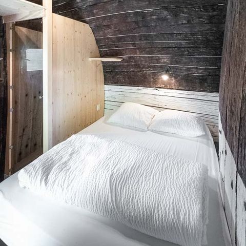UNUSUAL ACCOMMODATION 2 people - FOUDRE