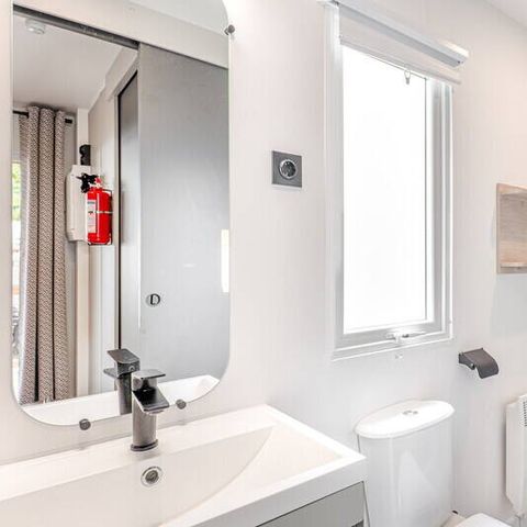 MOBILHOME 4 personnes - Premium | 2 Ch. | 4 Pers. | Terrasse surélevée | Clim.