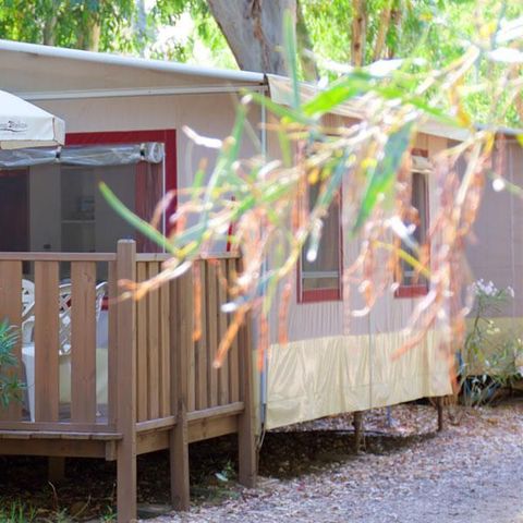 Tente en toile et en bois 4 personnes - Lodge Tent