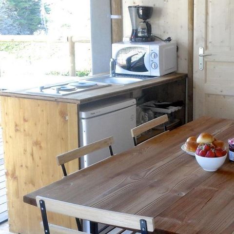 Safaritent 4 personen - Cabane Lodge sur pilotis Standaard 34m² (2 kamers) inclusief 11m² overdekt terras