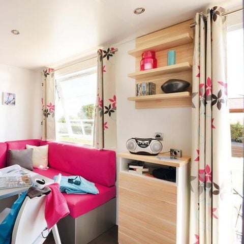 BUNGALOW 2 personnes - Mobil-home Standard 18m² (1 chambre) + TV + terrasse semi-couverte 