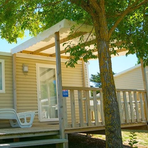 BUNGALOW 2 personnes - Mobil-home Standard 18m² (1 chambre) + TV + terrasse semi-couverte 