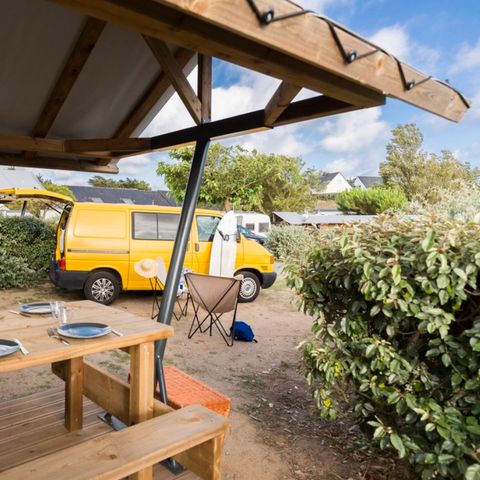 Kampeerplaats - Premium pakket: 10A plaats met freecamp