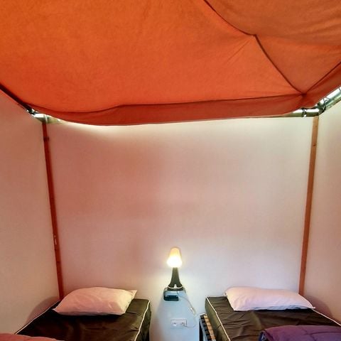 BUNGALOW TOILÉ 4 personnes - Basic Lodge