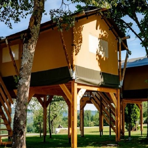 Albergue 2 personas - ELEVACIÓN DE LA LONA