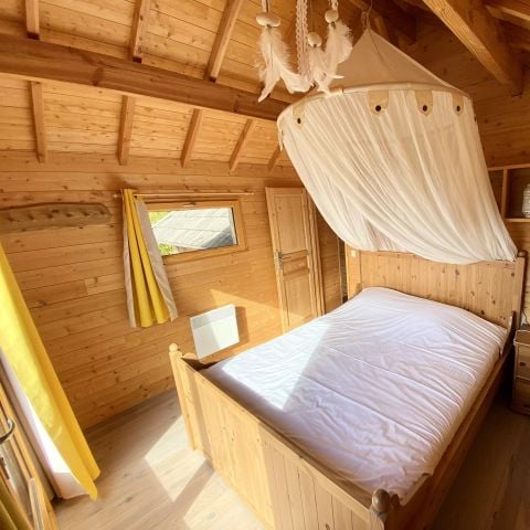 Canvas and wooden tent 4 persons - Cabane Perchée Beaumont 3 Rooms 4 People