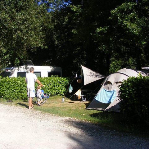 PARZELLE - Stellplatz Camping 100 m²