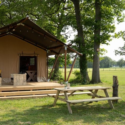Tente en toile et en bois 7 personnes - tente safari de luxe