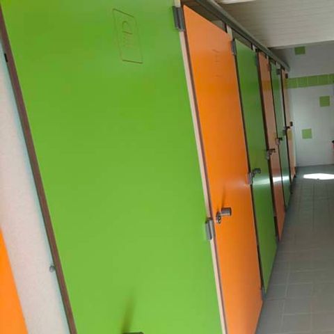 Stellplatz - Stellplatz + 1 Auto + Zelt, Wohnwagen oder Wohnmobil