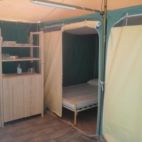 Zelt 4 Personen - LODGE ECO ohne Sanitäranlagen