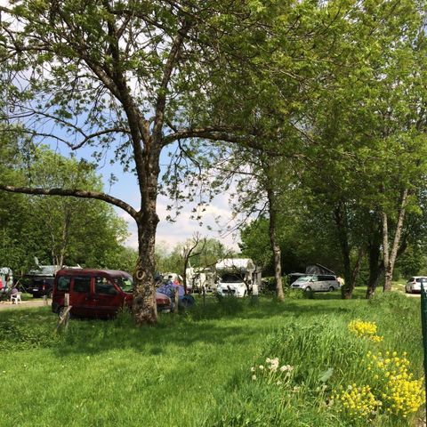 STAANPLAATS - Standplaats + voertuigpakket