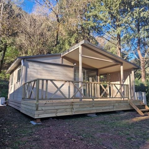 CHALET 5 personnes - Chalet Confort Mimosa (2 ch -5 pers max) 28 m² + terrasse + local rangement