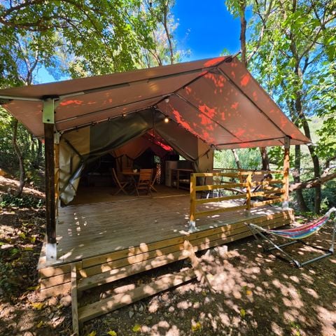 Tente en toile et en bois 2 personnes - Lodge Cocoon River 28m2 (2 ch - 5pers) (sans sanitaires) + terrasse