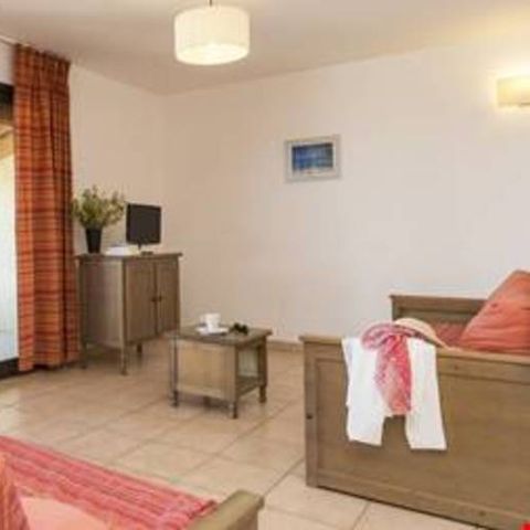 Appartement 7 personen - (max. 6 adults) Belgodere + garage Capra Scorsa
