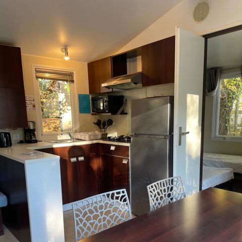 MOBILHOME 4 personas - ¡2 dormitorios con gran césped y terraza soleada!