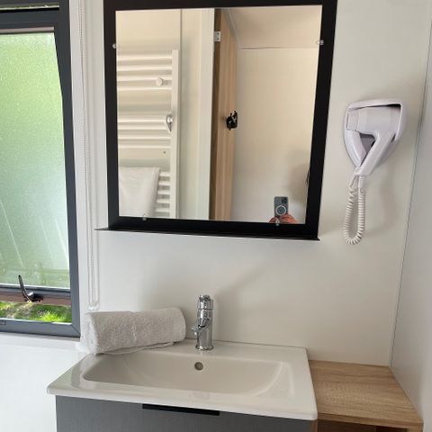 MOBILHOME 4 personnes - Cottage avec terrasse 2ch/2sdb et spa privatif au Camp'hôtel du Perche Bellêmois