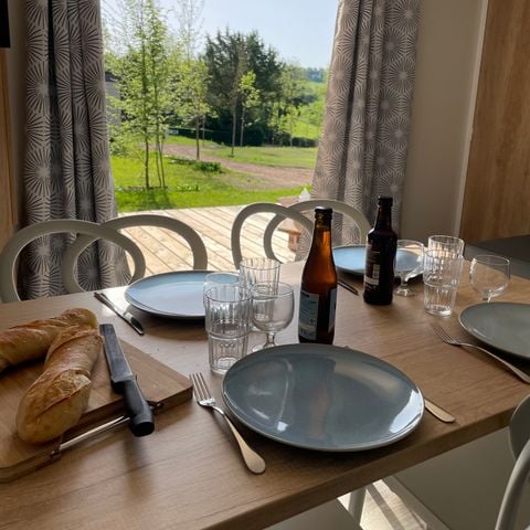 Bungalow 4 personen - Vermietung Aparthotel mit Terrasse 2Z/2Zi/B/Küche/Wohnzimmer/Hotelleistung