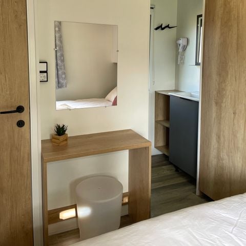 BUNGALOW 4 people - Appart camp' Hotel with terrace 2bed/2bathroom/Kitchen/Lounge/Hotel services