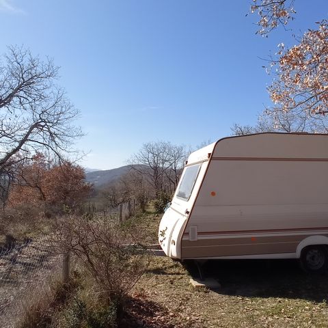 Wohnwagen 3 personen - ohne private Sanitäranlagen (Samstag bis Samstag vom 8/07 bis 26/08) 3 Pers.