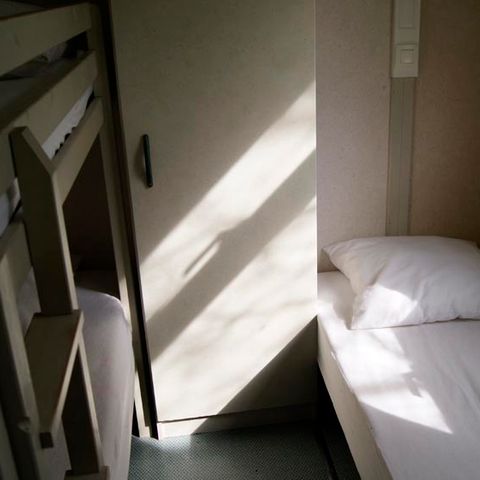 Chalet 5 Personen - 2 Zimmer (Sonntag bis Sonntag von 07/07/24 bis 01/09/24) 5 Pers.