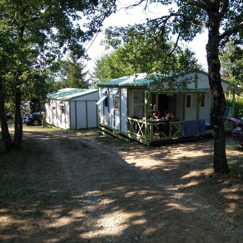 CHALET 5 personas - 2 habitaciones (de domingo a domingo del 07/07/24 al 01/09/24) 5 pers.