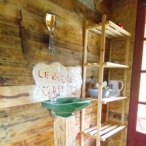 UNUSUAL ACCOMMODATION 2 people - Self-catering accommodation - without sanitary facilities