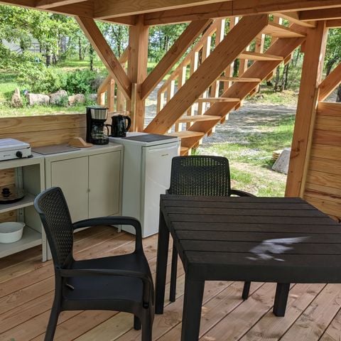Hébergement 2 personnes - Cabane sur pilotis 1/2 pers. - (3 nuits minimum en Juillet et Août)