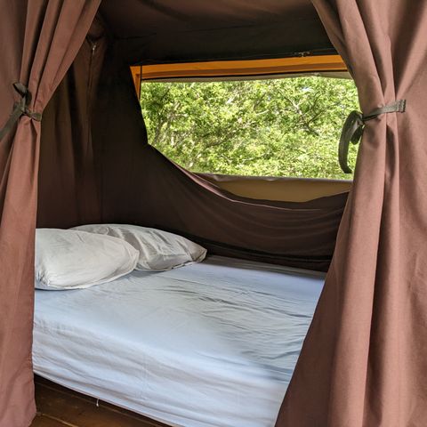 Hébergement 2 personnes - Cabane sur pilotis 1/2 pers. - (3 nuits minimum en Juillet et Août)